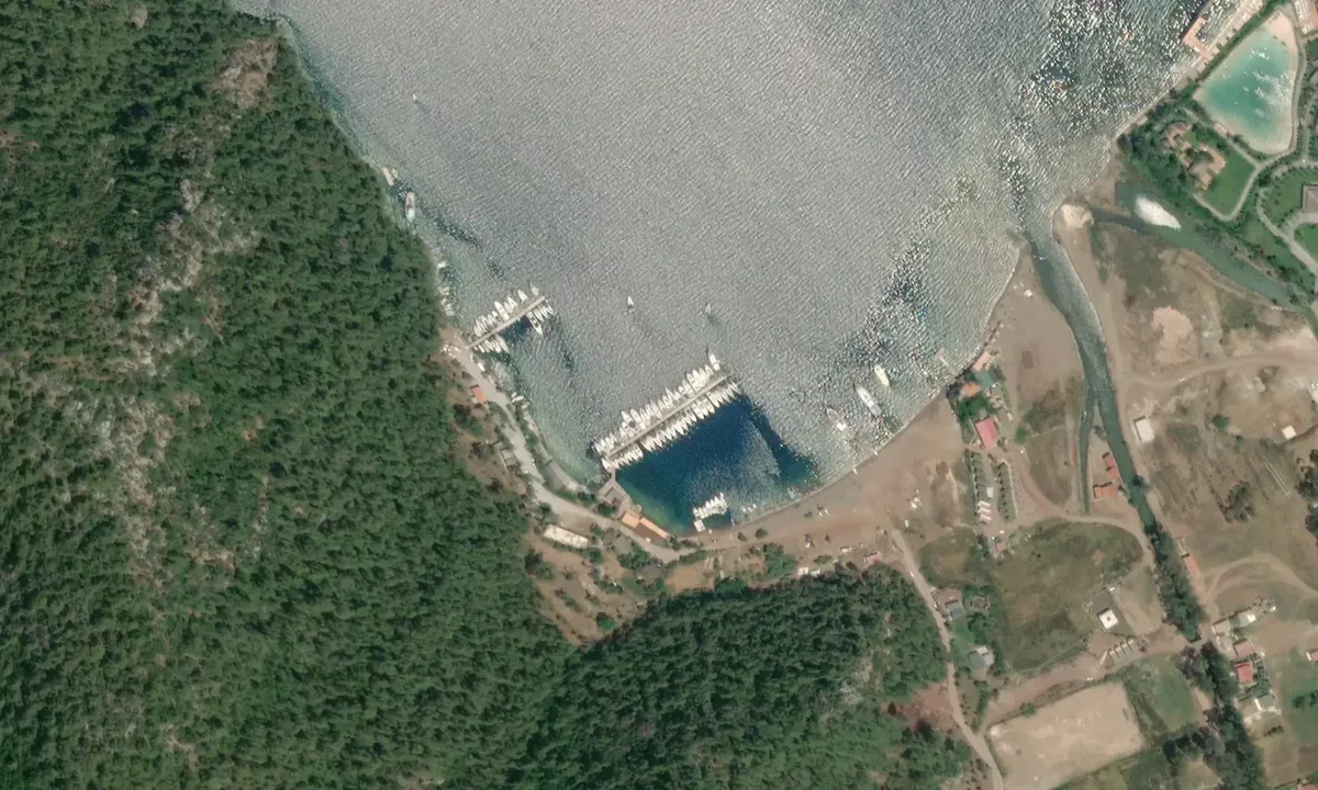 Flyfoto av Turgut Ella Yacht Club
