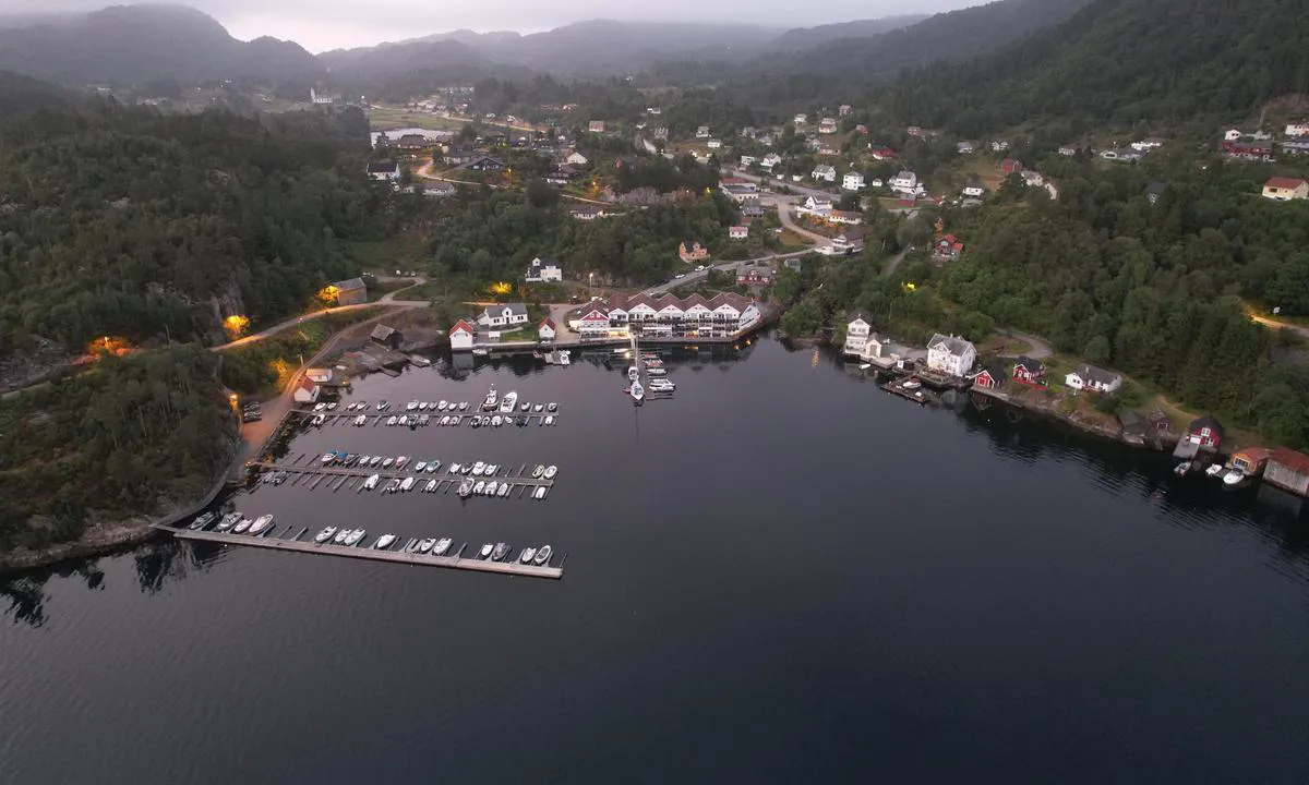Tysnes Sjø og Fritid Gjestehavn - Uggdal
