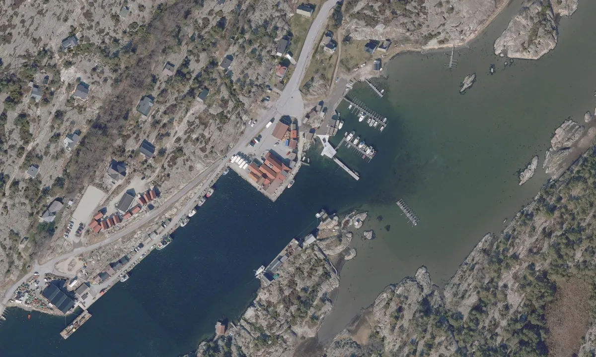 Flyfoto av Utgårdskilen Båtforening