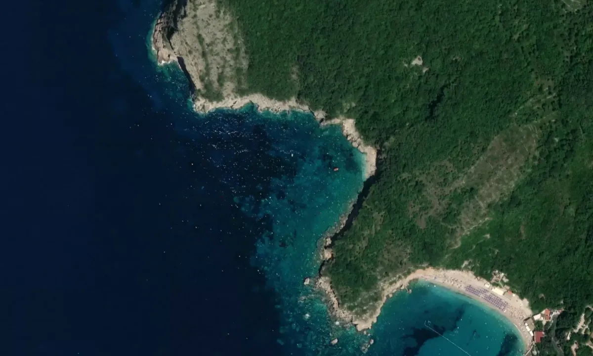Flyfoto av Uvala Slana Luka