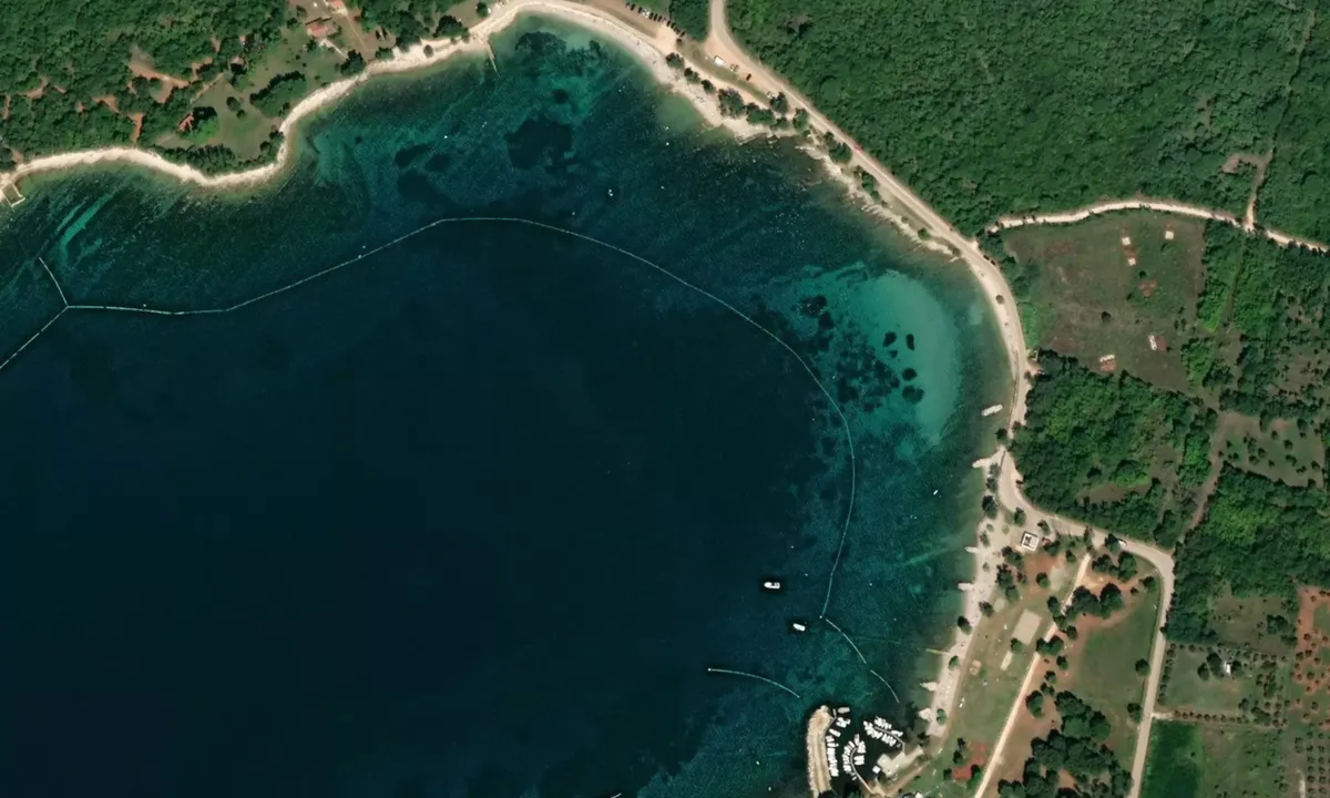 Flyfoto av Uvala Sveti Martin