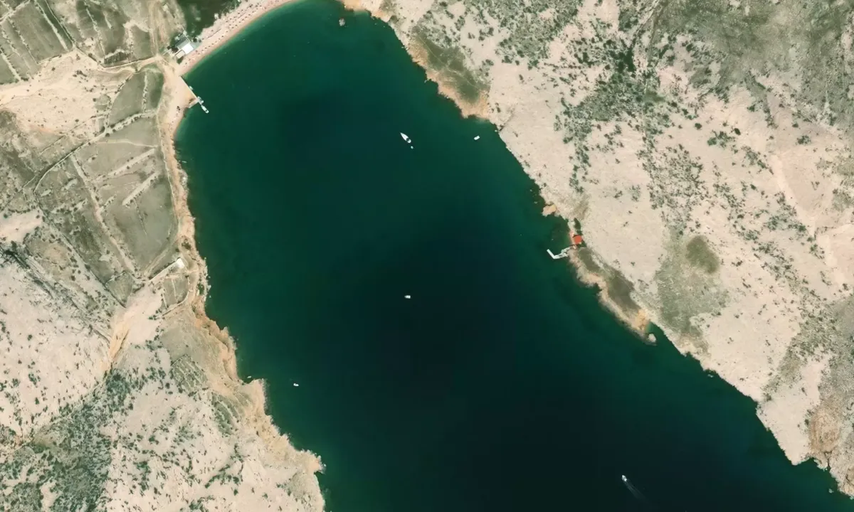 Flyfoto av Uvala Vela Luka