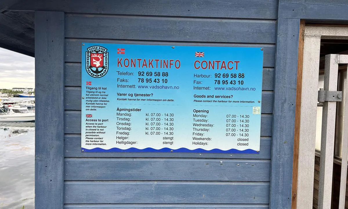 Vadsø Havn: {"base": "no", "no": "Kontaktinformasjon", "se": "Kontaktinformation", "en": "Contact Information", "da": "Kontaktoplysninger", "fr": "Informations de contact", "de": "Kontaktinformation", "es": "Informaci\u00f3n de contacto", "it": "Informazioni di contatto", "pt": "Informa\u00e7\u00e3o de contato", "nl": "Contactinformatie", "pl": "Informacje kontaktowe", "uk": "\u041a\u043e\u043d\u0442\u0430\u043a\u0442\u043d\u0430 \u0456\u043d\u0444\u043e\u0440\u043c\u0430\u0446\u0456\u044f", "ro": "Informa\u021bii de contact", "tr": "\u0130leti\u015fim bilgileri", "el": "\u03a0\u03bb\u03b7\u03c1\u03bf\u03c6\u03bf\u03c1\u03af\u03b5\u03c2 \u03b5\u03c0\u03b9\u03ba\u03bf\u03b9\u03bd\u03c9\u03bd\u03af\u03b1\u03c2", "cs": "Kontaktn\u00ed informace", "hu": "Kapcsolat inform\u00e1ci\u00f3", "fi": "Yhteystiedot", "bg": "\u0418\u043d\u0444\u043e\u0440\u043c\u0430\u0446\u0438\u044f \u0437\u0430 \u043a\u043e\u043d\u0442\u0430\u043a\u0442", "sr": "\u041a\u043e\u043d\u0442\u0430\u043a\u0442 \u0438\u043d\u0444\u043e\u0440\u043c\u0430\u0446\u0438\u0458\u0435", "et": "Kontaktandmed", "lv": "Kontakti", "lt": "Kontaktin\u0117 informacija"}