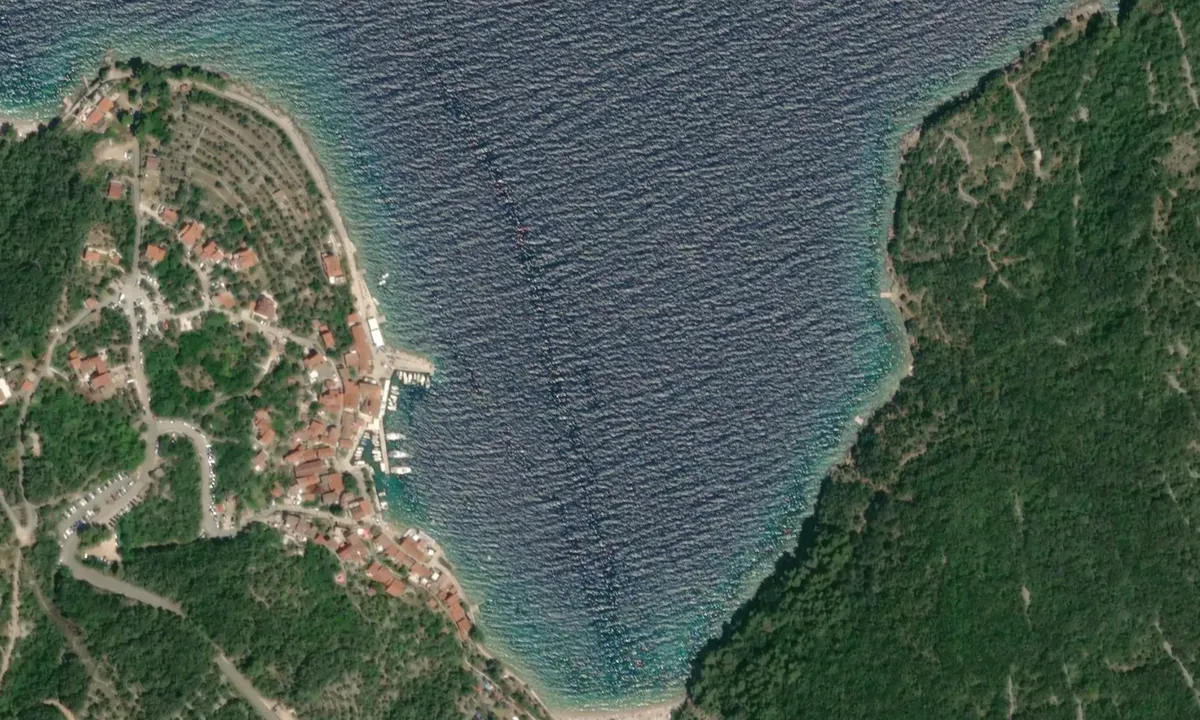 Flyfoto av Valun