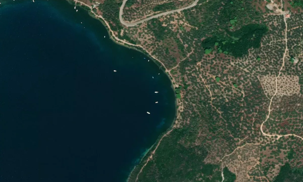 Flyfoto av Vathykelos Bay East