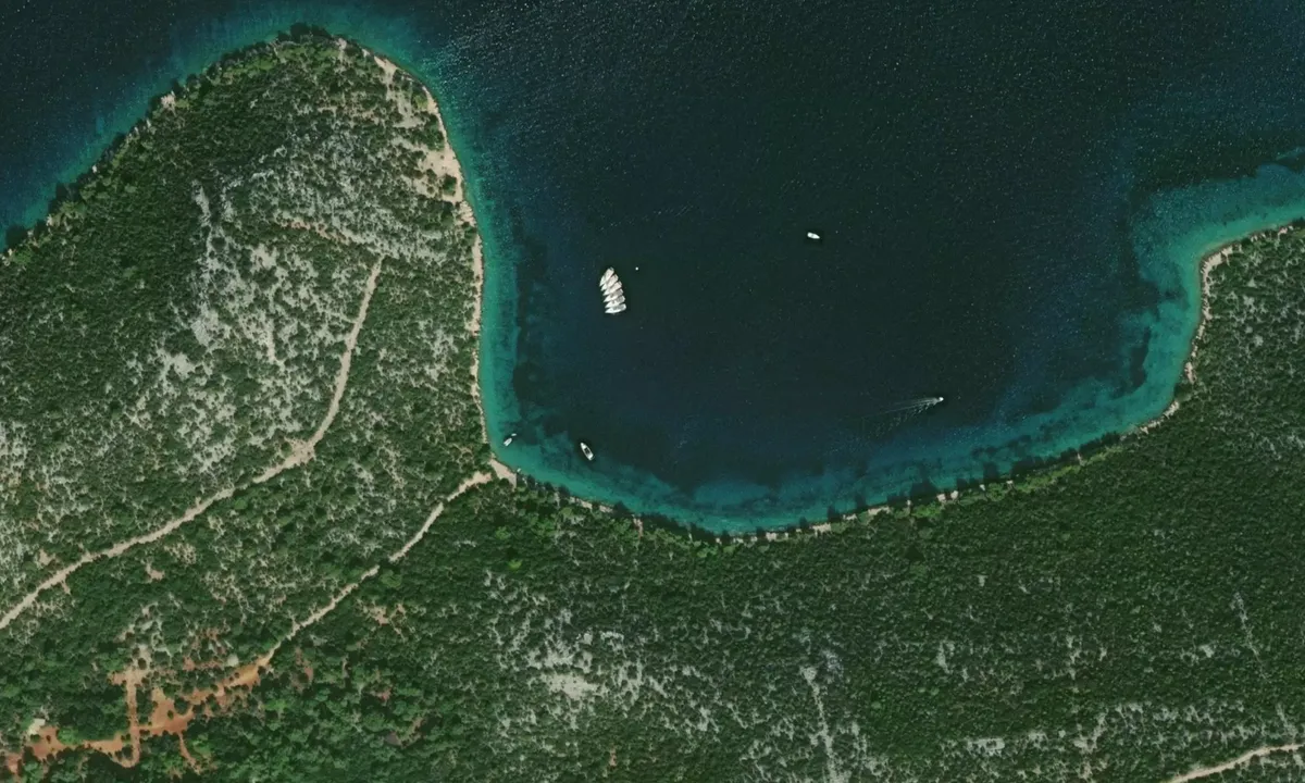 Flyfoto av Velika Ostrica - North (central)