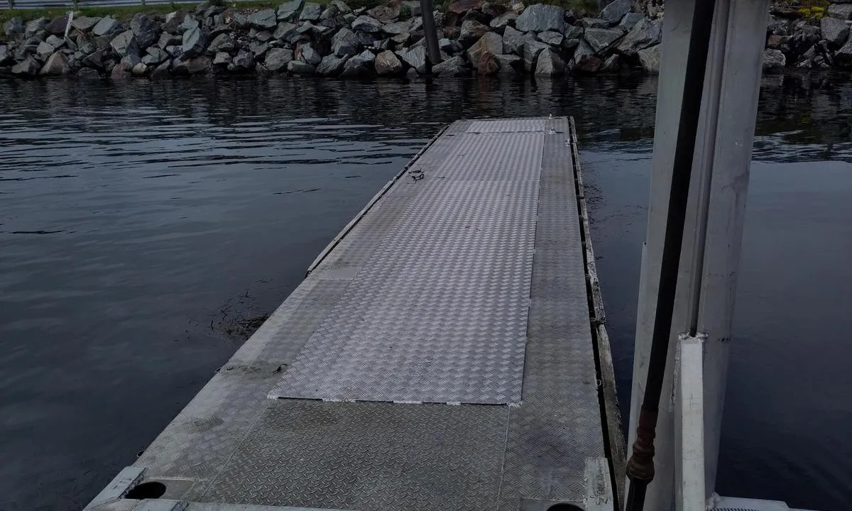 Vennesund: Südhafen