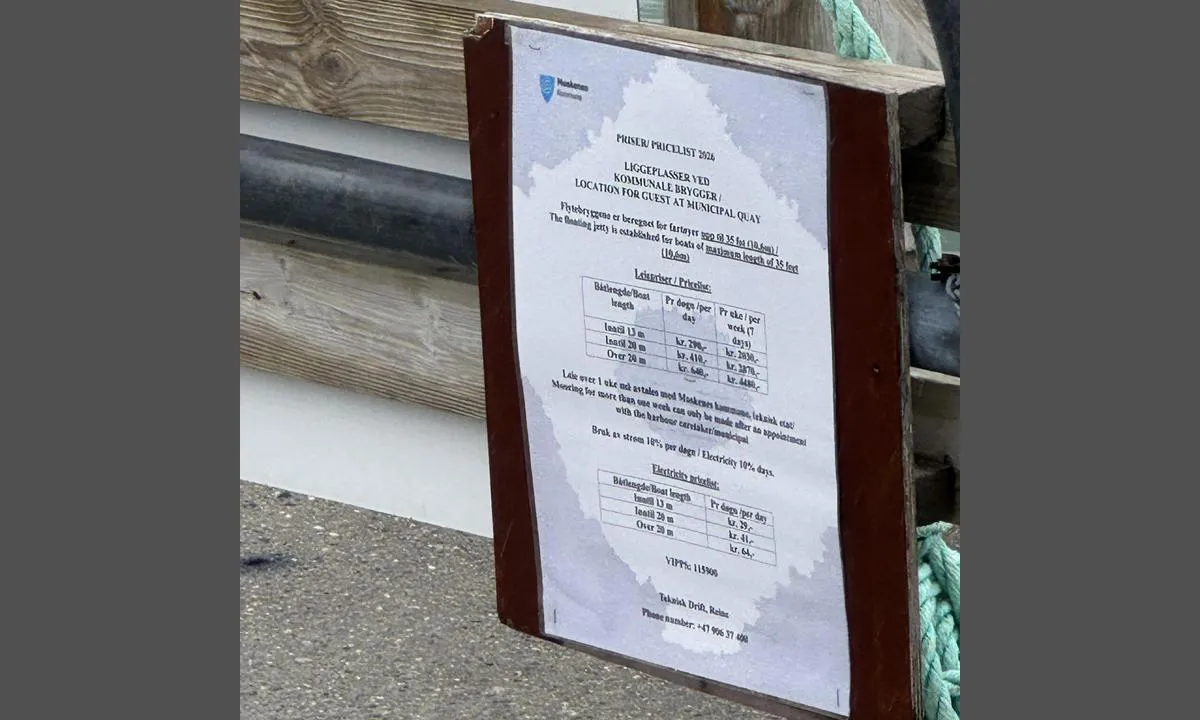 Vindstad: {"base": "en", "no": "Informasjon om betaling og bruk av kaien", "se": "Information om betalning och anv\u00e4ndning av bryggan", "en": "Information about payment and use of the dock", "da": "Information om betaling og brug af kajen", "fr": "Informations sur le paiement et l'utilisation du quai", "de": "Informationen \u00fcber Zahlung und Nutzung des Docks", "es": "Informaci\u00f3n sobre el pago y uso del muelle", "it": "Informazioni sul pagamento e l'utilizzo del molo", "pt": "Informa\u00e7\u00f5es sobre pagamento e uso do cais", "nl": "Informatie over betaling en gebruik van de kade", "pl": "Informacje o p\u0142atno\u015bci i korzystaniu z nabrze\u017ca", "uk": "\u0406\u043d\u0444\u043e\u0440\u043c\u0430\u0446\u0456\u044f \u043f\u0440\u043e \u043e\u043f\u043b\u0430\u0442\u0443 \u0442\u0430 \u0432\u0438\u043a\u043e\u0440\u0438\u0441\u0442\u0430\u043d\u043d\u044f \u043f\u0440\u0438\u0447\u0430\u043b\u0443", "ro": "Informa\u021bii despre plat\u0103 \u0219i utilizarea docului", "tr": "\u0130skele kullan\u0131m\u0131 ve \u00f6deme bilgileri", "el": "\u03a0\u03bb\u03b7\u03c1\u03bf\u03c6\u03bf\u03c1\u03af\u03b5\u03c2 \u03c3\u03c7\u03b5\u03c4\u03b9\u03ba\u03ac \u03bc\u03b5 \u03c4\u03b7\u03bd \u03c0\u03bb\u03b7\u03c1\u03c9\u03bc\u03ae \u03ba\u03b1\u03b9 \u03c4\u03b7 \u03c7\u03c1\u03ae\u03c3\u03b7 \u03c4\u03b7\u03c2 \u03b1\u03c0\u03bf\u03b2\u03ac\u03b8\u03c1\u03b1\u03c2", "cs": "Informace o platb\u011b a pou\u017e\u00edv\u00e1n\u00ed p\u0159\u00edstavn\u00edho mola", "hu": "Inform\u00e1ci\u00f3k a kik\u00f6t\u0151 haszn\u00e1lat\u00e1r\u00f3l \u00e9s a fizet\u00e9sr\u0151l", "fi": "Tietoa maksusta ja laiturin k\u00e4yt\u00f6st\u00e4", "bg": "\u0418\u043d\u0444\u043e\u0440\u043c\u0430\u0446\u0438\u044f \u0437\u0430 \u043f\u043b\u0430\u0449\u0430\u043d\u0435 \u0438 \u0438\u0437\u043f\u043e\u043b\u0437\u0432\u0430\u043d\u0435 \u043d\u0430 \u043a\u0435\u044f", "sr": "Informacije o pla\u0107anju i kori\u0161\u0107enju pristani\u0161ta", "et": "Teave maksmise ja kai kasutamise kohta", "lv": "Inform\u0101cija par samaksu un piest\u0101tnes izmanto\u0161anu", "lt": "Informacija apie mok\u0117jim\u0105 ir prieplaukos naudojim\u0105"}
