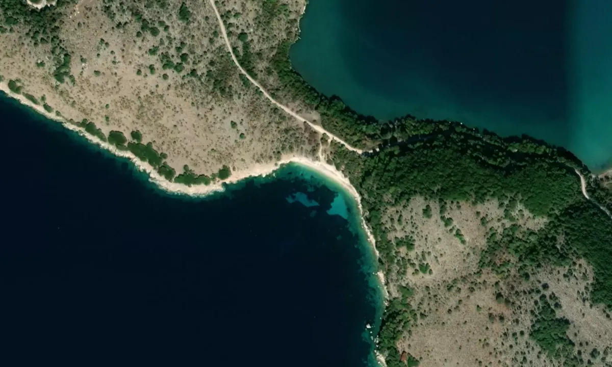 Flyfoto av Vrakos Naftilos