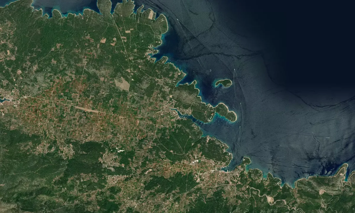Flyfoto av Vrboska City Port