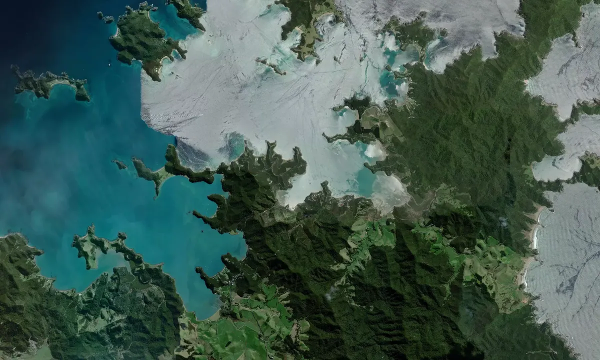 Flyfoto av Waipiro Bay
