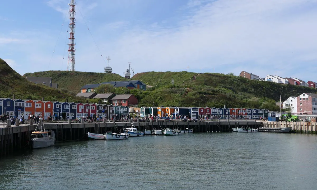 Wassersportclub Helgoland (Südhafen): Not the marina but here you can get tax-free fuel