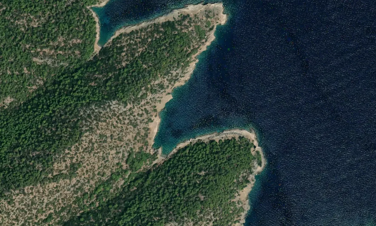 Flyfoto av Western Cove