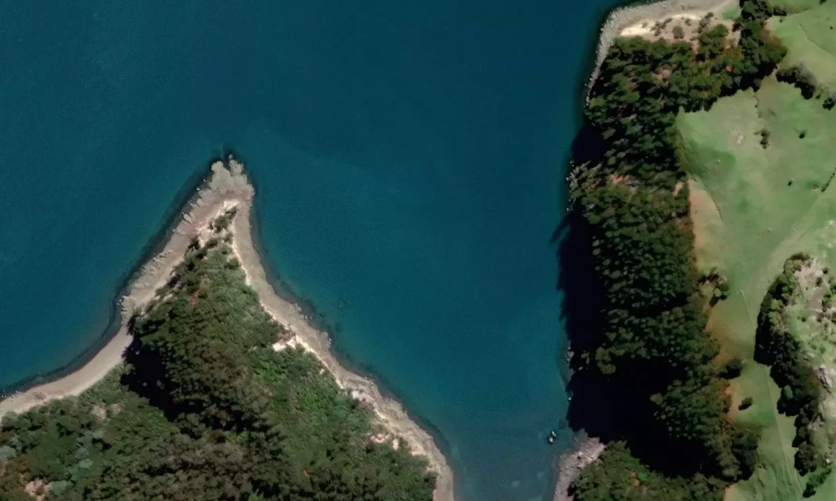 Flyfoto av Whanganui Island