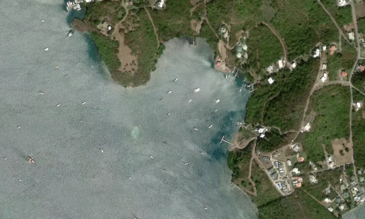 Flyfoto av Woburn Bay