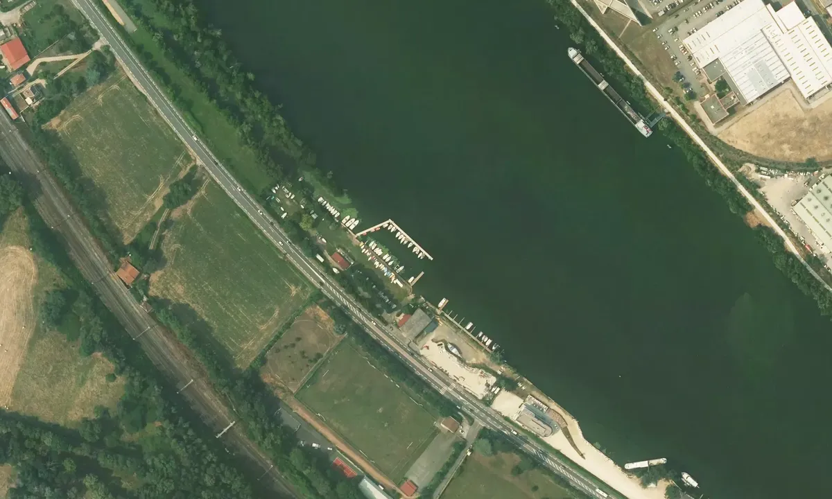 Satelite image of Yacht Club Rhone