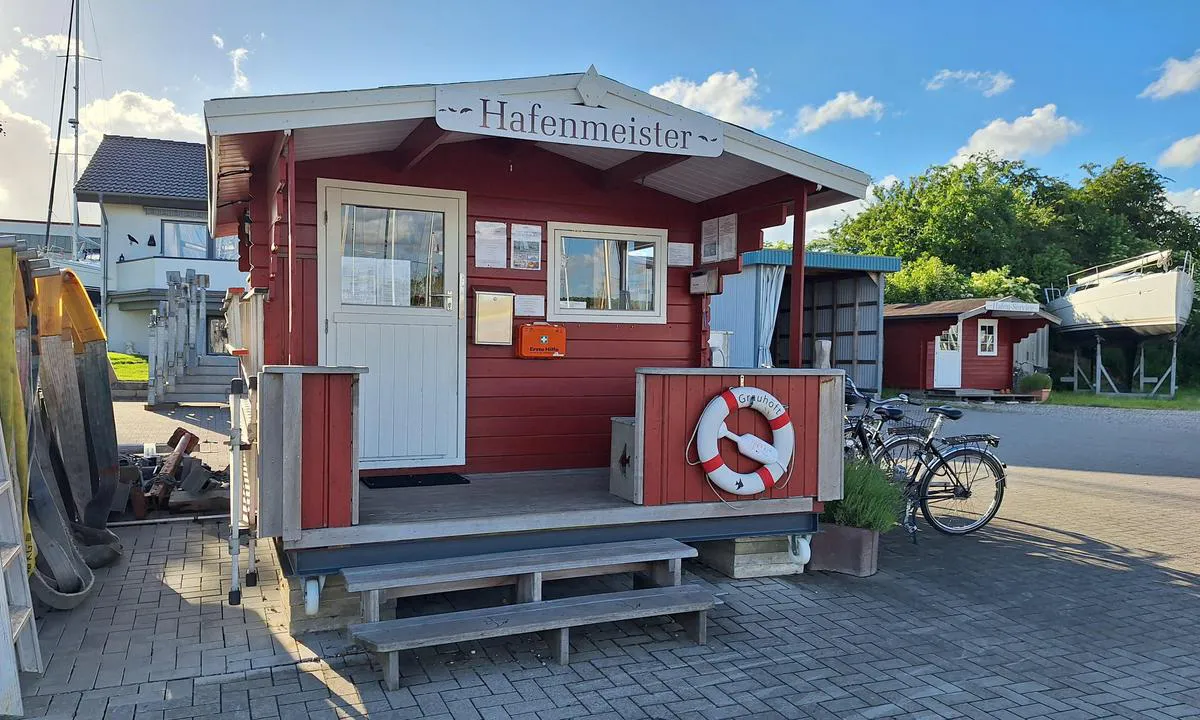 Yachthafen Henningsen