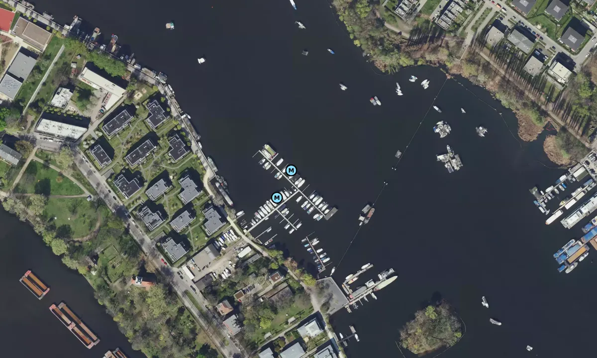 Satelite image of Yachthafen Stralau