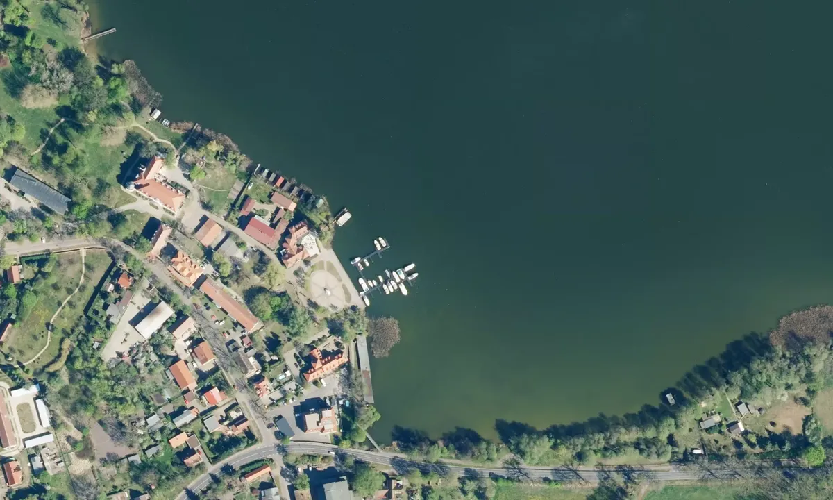 Satelite image of Yachthafen Wustrau