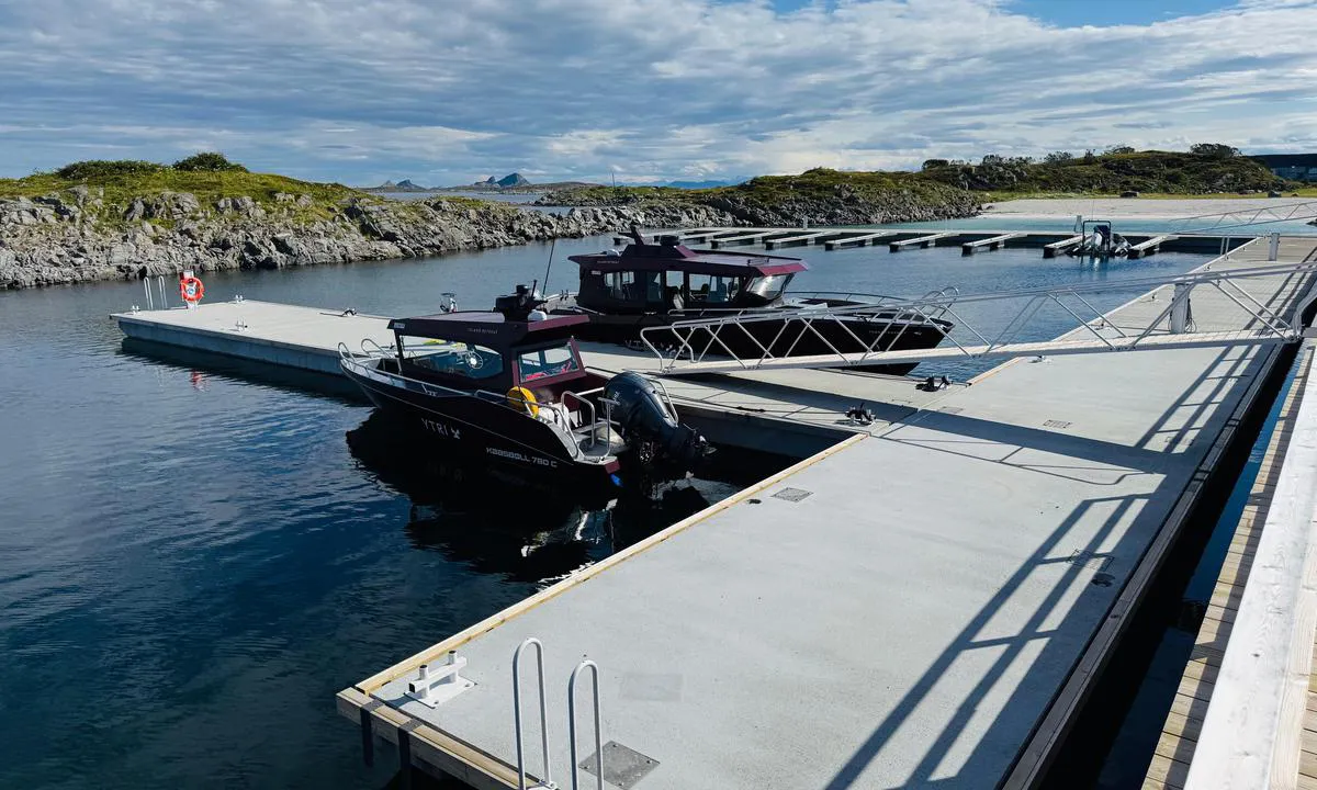 Ytri Island Retreat - guest harbour