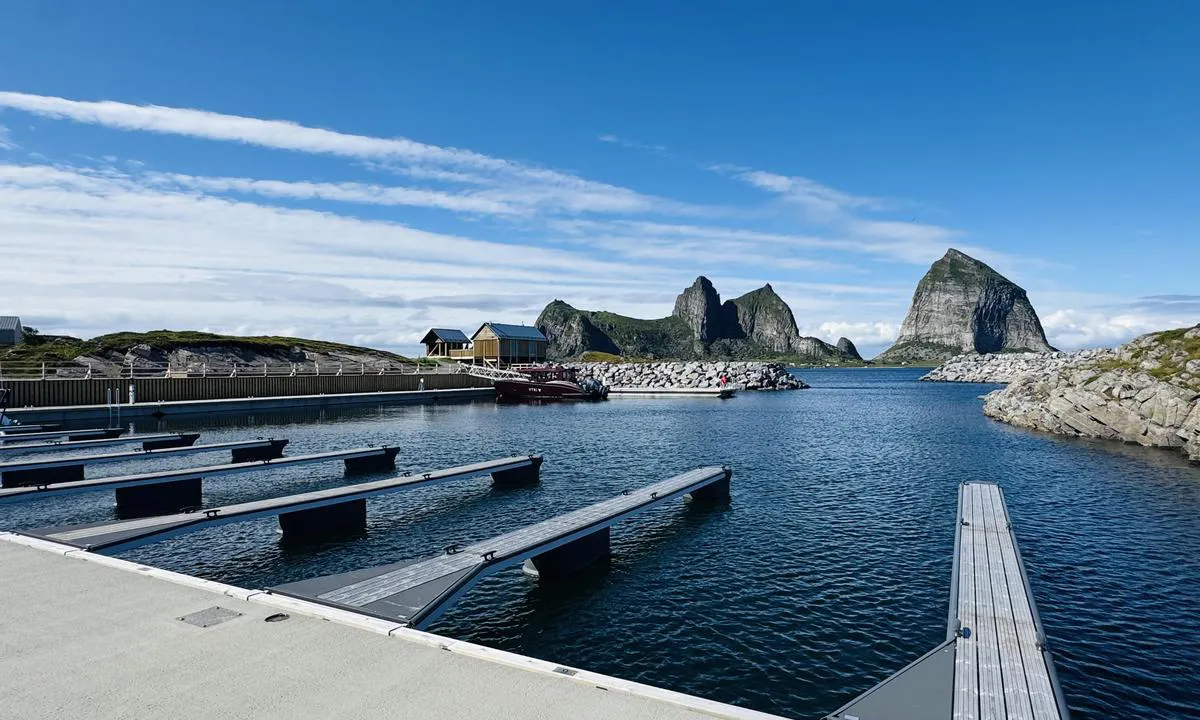 Ytri Island Retreat - guest harbour
